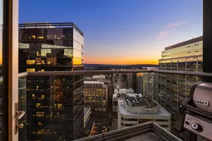 10700 NE 4th St, Bellevue, WA 98004 - Photo 23