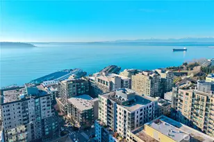 76 Cedar St, Seattle, WA 98121 - Photo 25