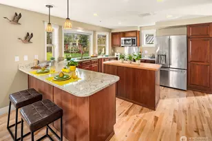 10519 SW 188th St, Vashon, WA 98070 - Photo 7