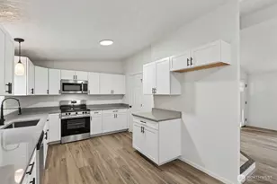 152 Crow Butte Rd, Longview, WA 98632 - Photo 9