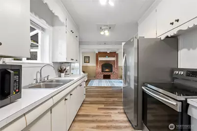 5762 Chico Way NW, Bremerton, WA 98312 - Photo 11