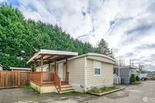 1831 S 268th, Des Moines, WA 98198 - Photo 1