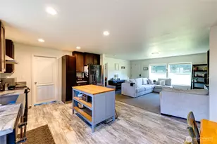 371 Mayer St, Coupeville, WA 98239 - Photo 7