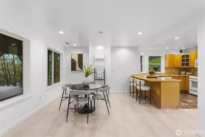 17431 NE 28th Street, Redmond, WA 98052 - Photo 19