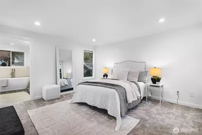 17431 NE 28th Street, Redmond, WA 98052 - Photo 11