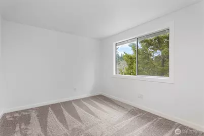 17431 NE 28th Street, Redmond, WA 98052 - Photo 23