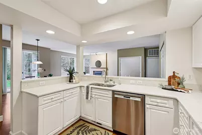 2715 Cody Circle #102, Bellingham, WA 98225 - Photo 5