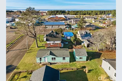 208 NE 2nd Street, Long Beach, WA 98631 - Photo 33
