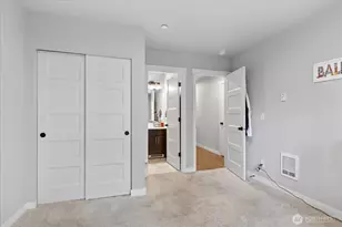 13717 Admiralty Way, Lynnwood, WA 98087 - Photo 27