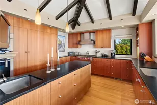 1640 Magnolia Blvd W, Seattle, WA 98199 - Photo 13