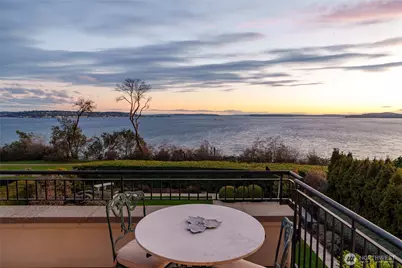 1640 Magnolia Boulevard W, Seattle, WA 98199 - Photo 9