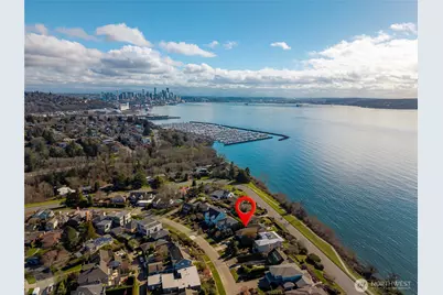 1640 Magnolia Boulevard W, Seattle, WA 98199 - Photo 3