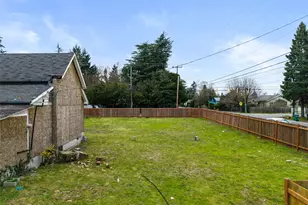 11205 12th Ave SW, Seattle, WA 98146 - Photo 5