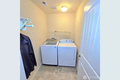 1605 Riddell Avenue NE, Orting, WA 98360 - Photo 17