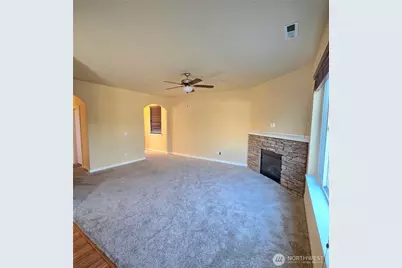 1605 Riddell Avenue NE, Orting, WA 98360 - Photo 9