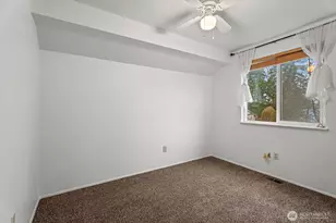 12605 225th St E, Graham, WA 98338 - Photo 15