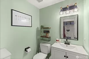 12605 225th St E, Graham, WA 98338 - Photo 13