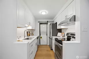 12107 NE Bel Red Rd, Bellevue, WA 98005 - Photo 9