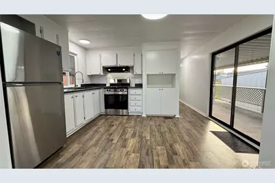 2725 E Fir Street #9, Mount Vernon, WA 98273 - Photo 3