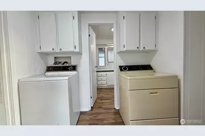 2725 E Fir Street #9, Mount Vernon, WA 98273 - Photo 17