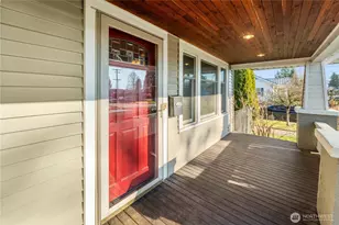 1705 Marshall Ave, Enumclaw, WA 98022 - Photo 3