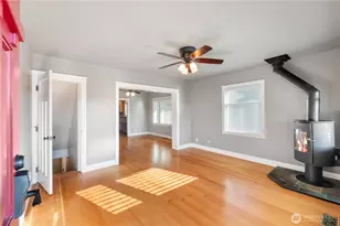 1705 Marshall Ave, Enumclaw, WA 98022 - Photo 5