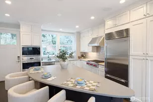 2111 W 9th Ave, Seattle, WA 98119 - Photo 3