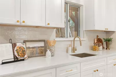 25618 29th Avenue S, Kent, WA 98032 - Photo 9