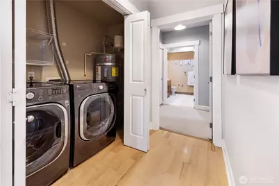 1840 25th Avenue NE #303, Issaquah, WA 98029 - Photo 25