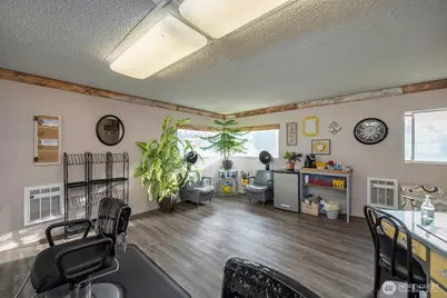 956 S Division, Moses Lake, WA 98837 - Photo 11
