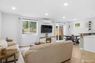 146 Valley Creek Dr, Port Angeles, WA 98362 - Photo 9