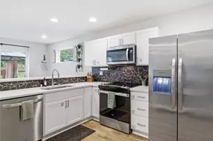 146 Valley Creek Dr, Port Angeles, WA 98362 - Photo 17