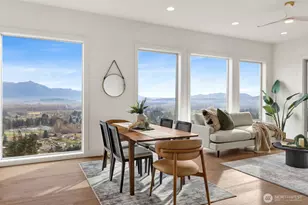 1030 Tinas Coma Dr, Burlington, WA 98233 - Photo 3