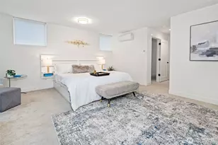 4517B Sunnyside Ave N, Seattle, WA 98103 - Photo 15