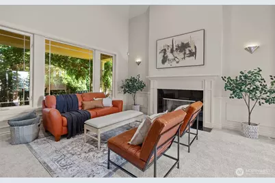 2129 204th Place NE, Sammamish, WA 98074 - Photo 3