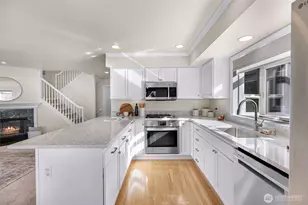 11302 Ohde Cir, Kirkland, WA 98033 - Photo 17