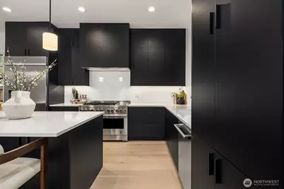 822 165th Avenue NE, Bellevue, WA 98008 - Photo 7