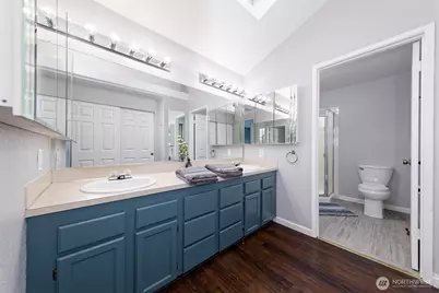 15120 Sunwood Boulevard #OO11, Seattle, WA 98188 - Photo 15