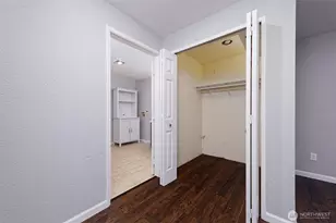 15120 Sunwood Blvd, Seattle, WA 98188 - Photo 27