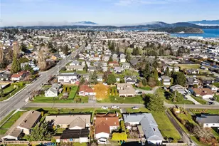 1205 35th St, Anacortes, WA 98221 - Photo 31