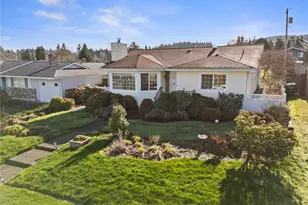 1205 35th St, Anacortes, WA 98221 - Photo 37