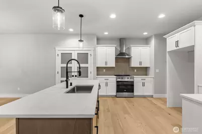 7864 Beach Drive E, Port Orchard, WA 98366 - Photo 7