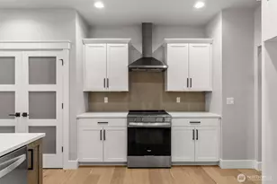 7864 Beach Dr E, Port Orchard, WA 98366 - Photo 7