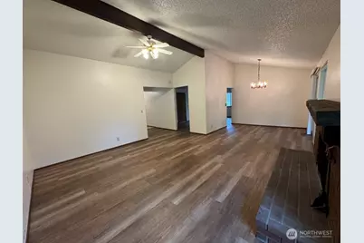 29523 4th Avenue S, Federal Way, WA 98003 - Photo 9