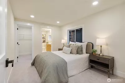 715 27th Avenue, Seattle, WA 98122 - Photo 15