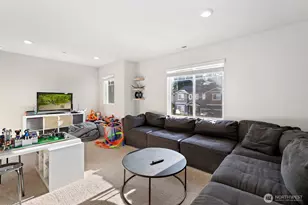 20804 79th St E, Bonney Lake, WA 98391 - Photo 29