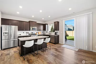 20804 79th Street E, Bonney Lake, WA 98391 - Photo 13