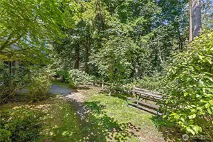 300 NE High School Rd, Bainbridge Island, WA 98110 - Photo 23