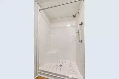 11330 E Riverside Drive #7, Bothell, WA 98011 - Photo 25