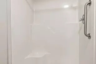 11330 E Riverside Dr, Bothell, WA 98011 - Photo 25